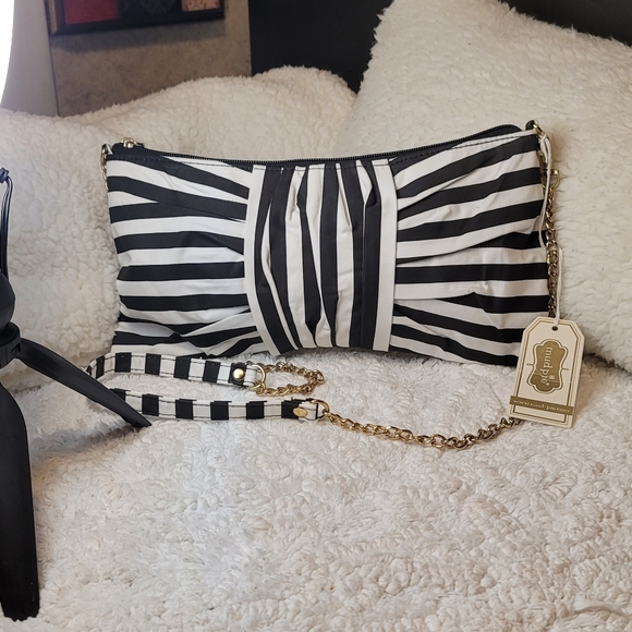 Mud Pie Handbags - New Mud Pie crossbody bag